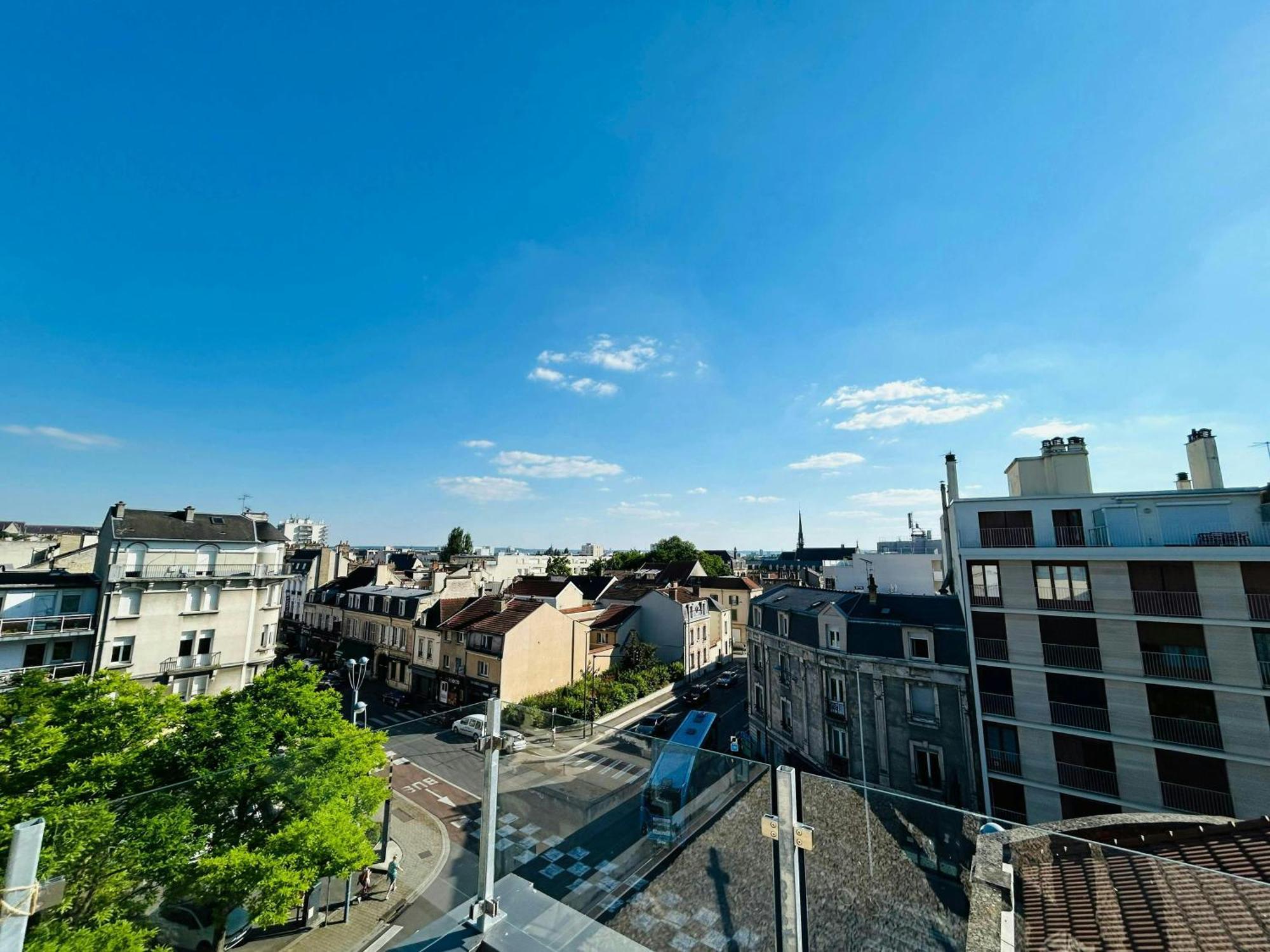 We Live In R - Duplex 504 Lägenhet Reims Exteriör bild